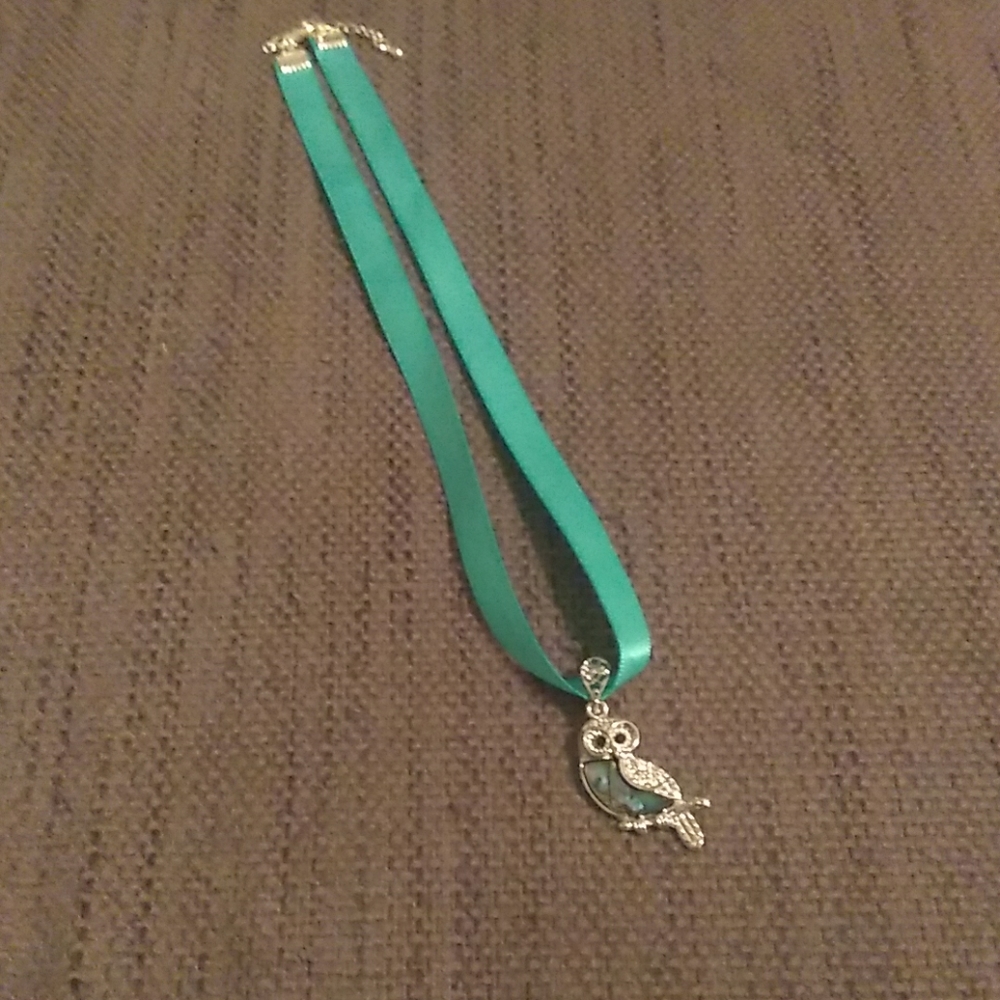Owl Ribbon necklace